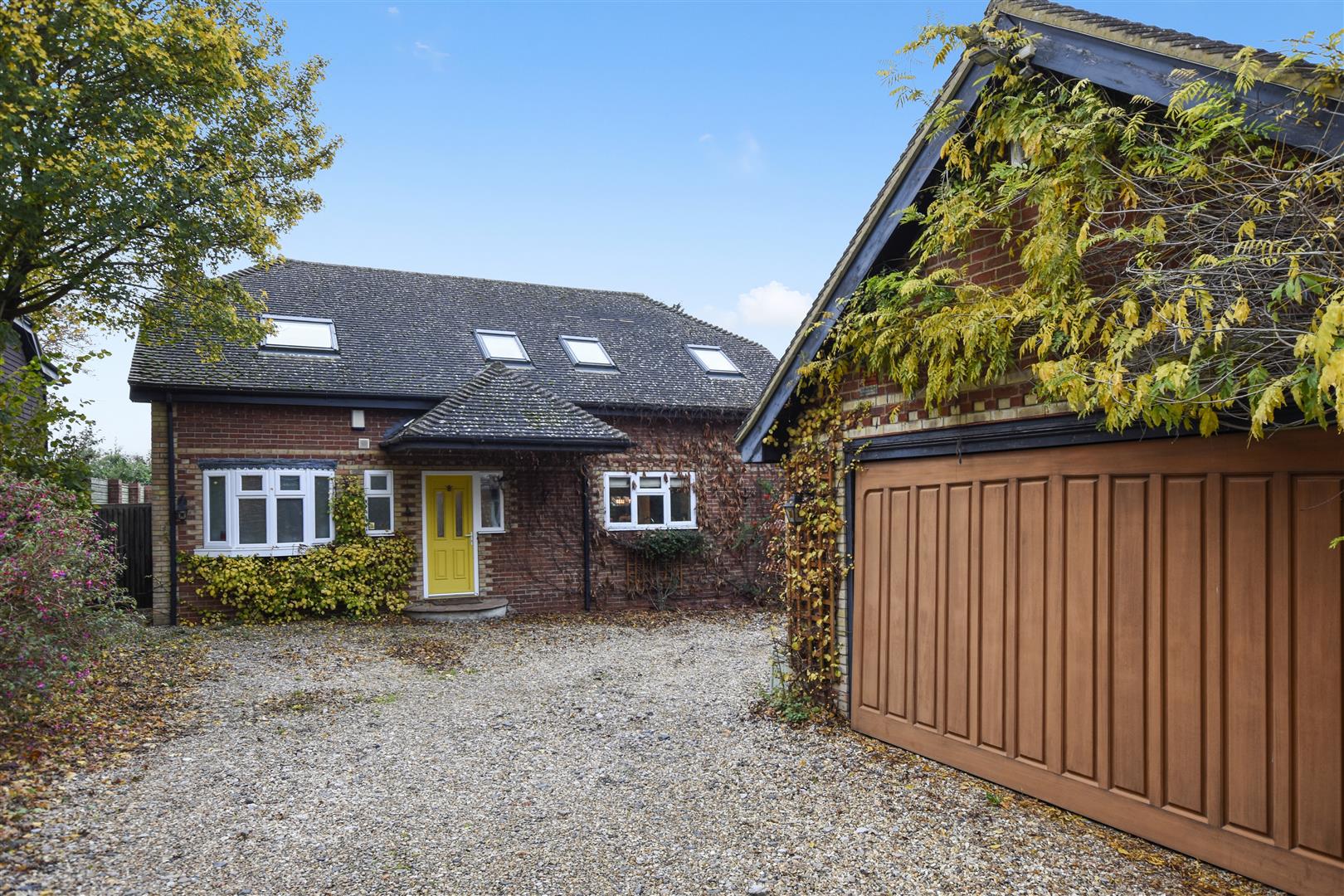 31975402 Ridge Lane, Meopham, Gravesend Town and City